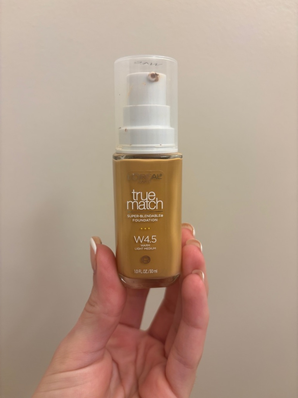 True Match Foundation W4.5 Warm Light Medium - Natural Beige